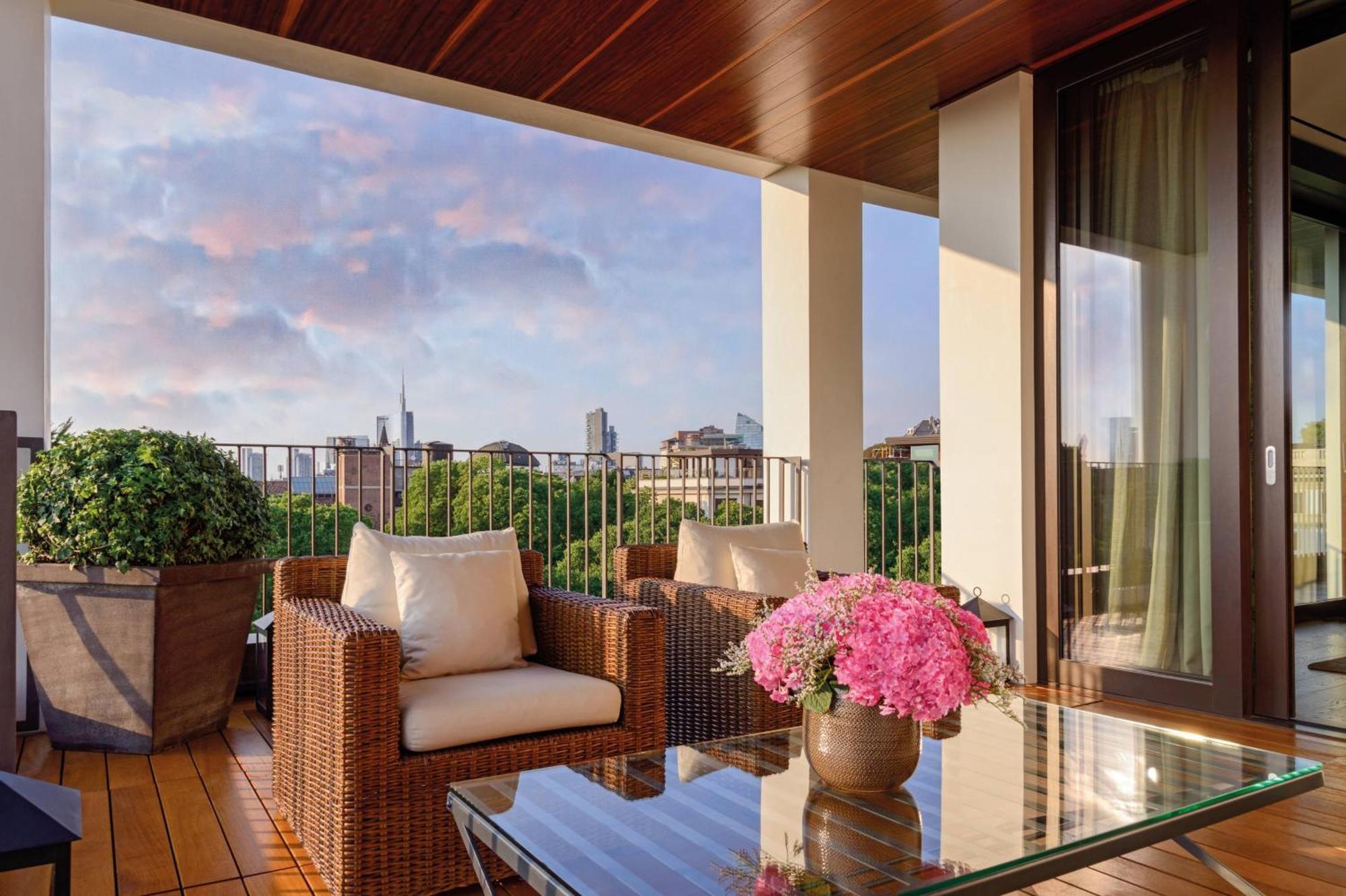 Bvlgari Hotel Milano Eksteriør billede